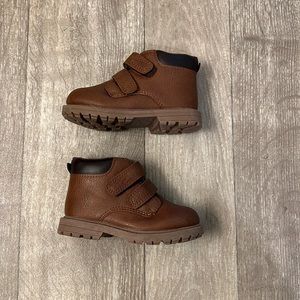 Oshkosh B’gosh brown boots